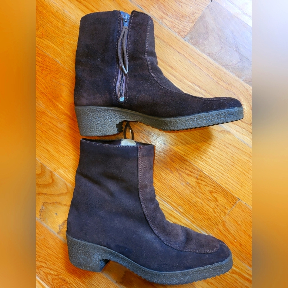 Vintage Alba-Hungary suede leather ankle boots